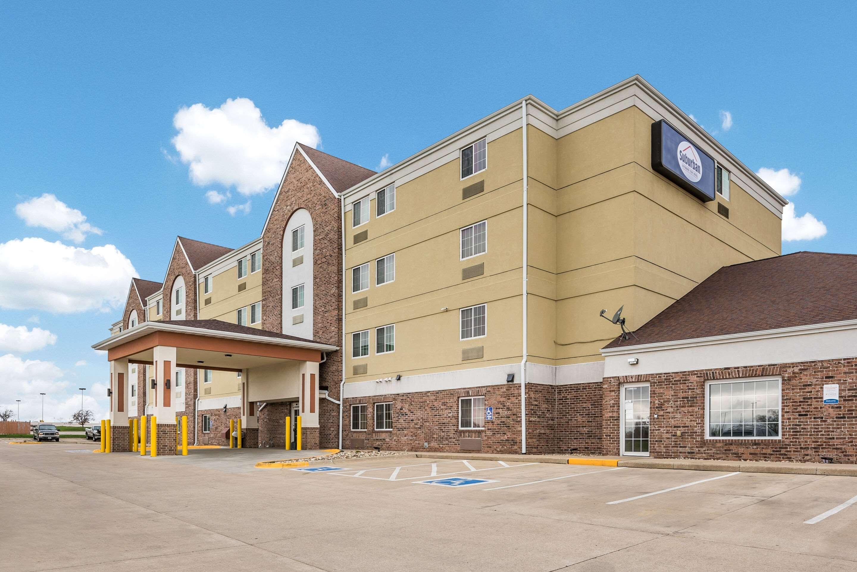 Suburban Extended Stay Hotel Waterloo - Cedar Falls - Cedar Valley Exterior foto